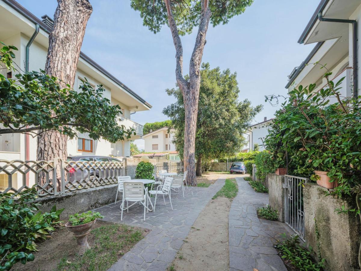 Apartment Dei Fiori By Interhome Lido di Camaiore Exteriér fotografie