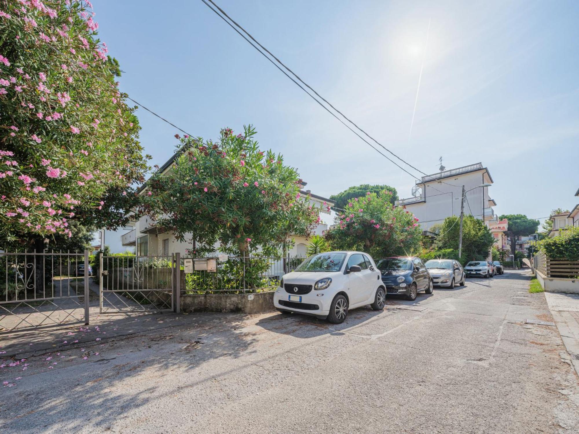 Apartment Dei Fiori By Interhome Lido di Camaiore Exteriér fotografie